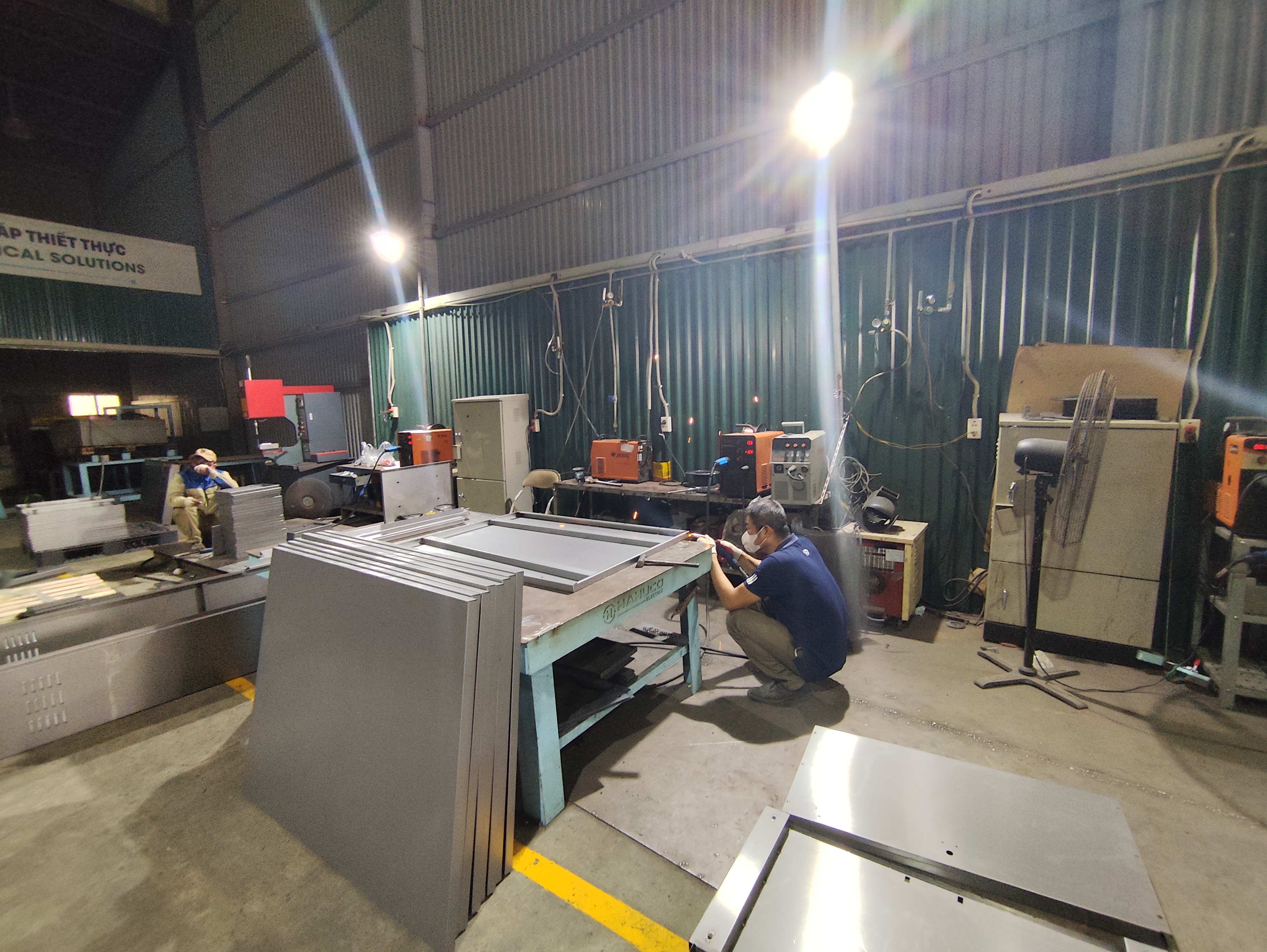 Welding area (2).jpg